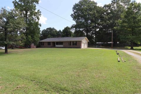 3615 E Lake Dr, Pine Bluff, AR 71603 photo 1