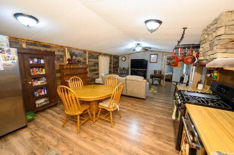 175 Gregory St, Norfork, AR 72658 photo 5