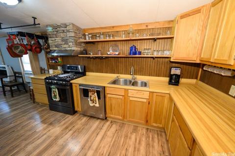 175 Gregory St, Norfork, AR 72658 photo 2