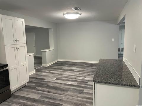 110 Locust St, Conway, AR 72034 photo 8