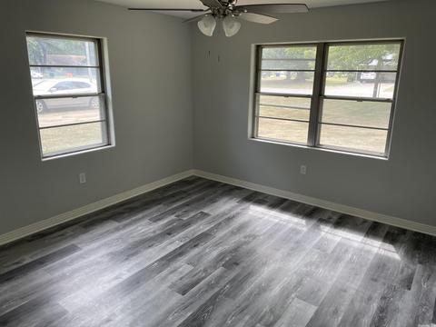 110 Locust St, Conway, AR 72034 photo 14