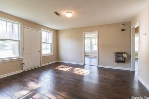 708 Walker St, Bald Knob, AR 72010 photo 5
