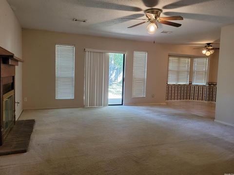 58 Oak Forest Loop, Maumelle, AR 72113 photo 4