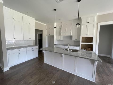 2202 Abigail, Bryant, AR 72022 photo 5