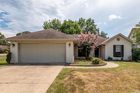 2903 Percy Cir, Conway, AR 72034 photo 1