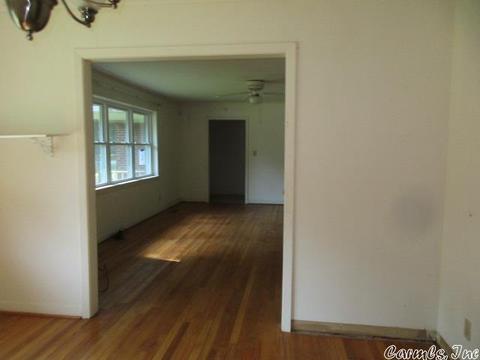 3212 Poplar St, Pine Bluff, AR 71603 photo 10