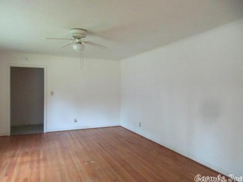 3212 Poplar St, Pine Bluff, AR 71603 photo 8