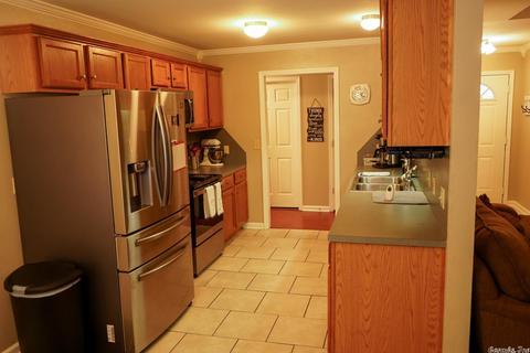 1232 Edingburgh Dr, Mabelvale, AR 72103 photo 5