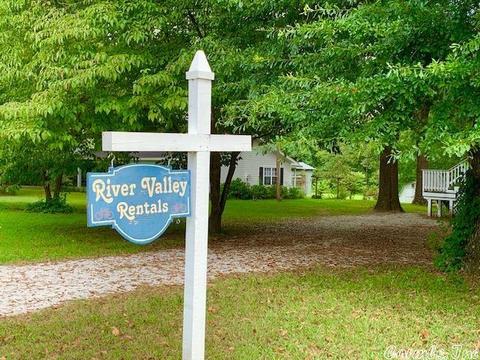 235 N Riverview Ln, Mountain View, AR 72560 photo 4