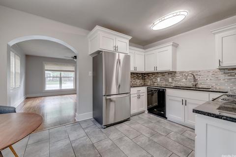 534 Ash St, Conway, AR 72034 photo 8