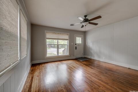 534 Ash St, Conway, AR 72034 photo 4