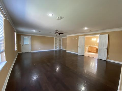 1330 E Siebenmorgan, Conway, AR 72032 photo 7