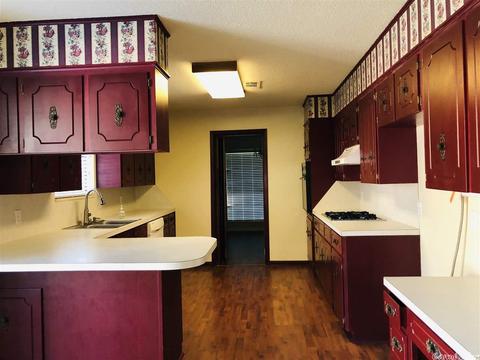318 E 3rd St, Lonoke, AR 72086 photo 5