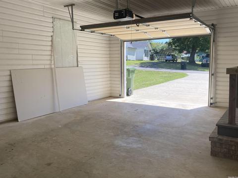 303 S George St, Mount Ida, AR 71957 photo 4