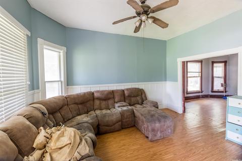 606 W 3rd St, Imboden, AR 72434 photo 2