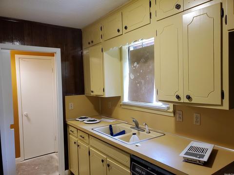 4204 Scott, Pine Bluff, AR 71603 photo 9