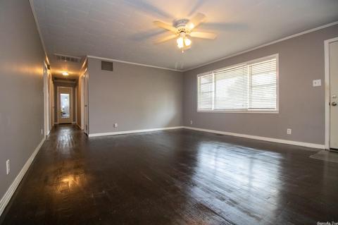 712 Elm, Walnut Ridge, AR 72476 photo 4