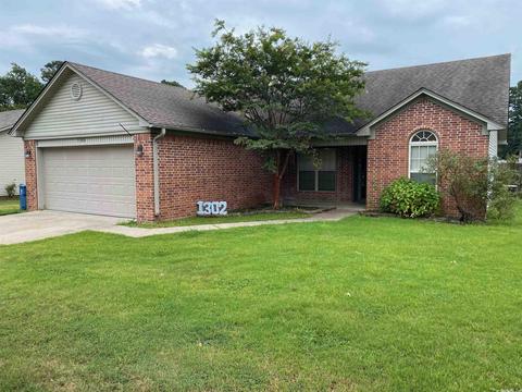 1302 Cobblestone Ct, Benton, AR 72015 photo 1