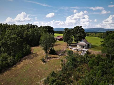 9137 Shadows Edge Rd, Altus, AR 72821 photo 1