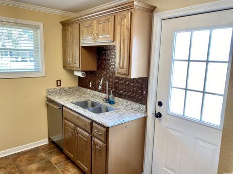 213 E Free St, Walnut Ridge, AR 72476 photo 3