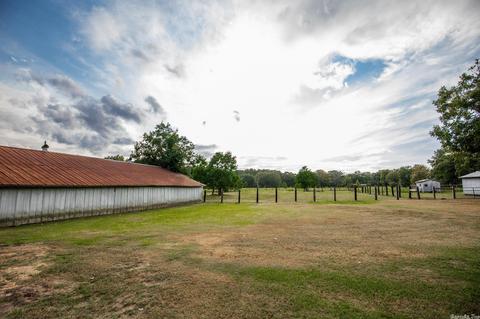 4704 Payton Rd, Pine Bluff, AR 71603 photo 7