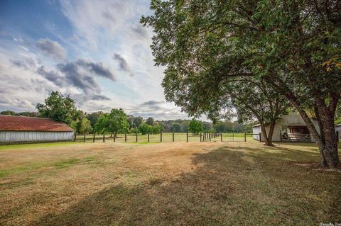 4704 Payton Rd, Pine Bluff, AR 71603 photo 4