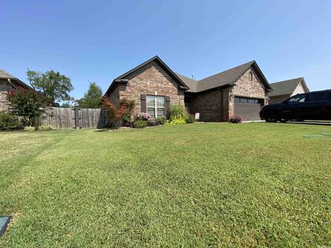 27 Oak Tree Cir, Conway, AR 72032 photo 1
