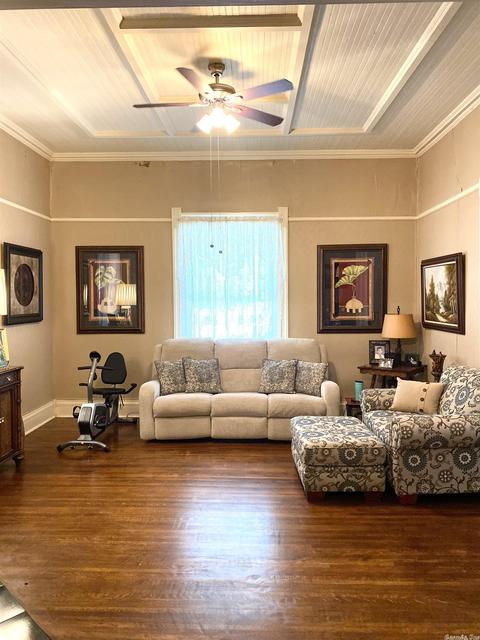 511 W 3rd, Rector, AR 72461 photo 4