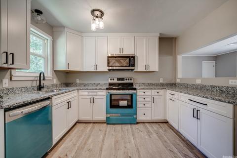 26 Crestview, Conway, AR 72034 photo 6