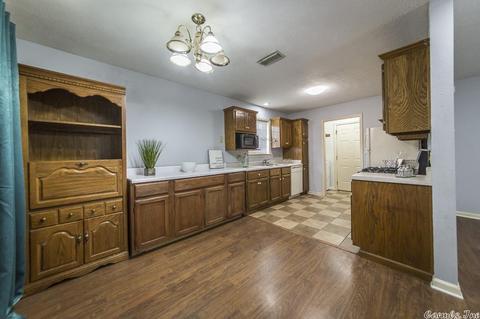 2140 Cedar Oaks Dr, Conway, AR 72032 photo 7