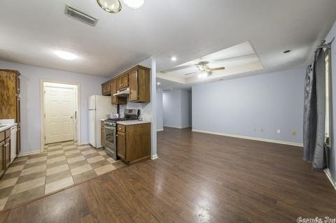 2140 Cedar Oaks Dr, Conway, AR 72032 photo 6