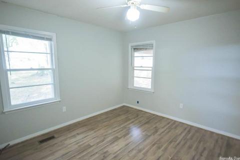 1104 E Riv, Searcy, AR 72143 photo 11
