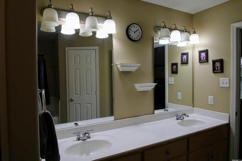 1603 Overview Dr, Benton, AR 72015 photo 11