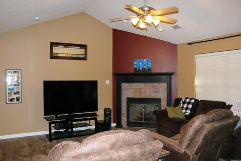 1603 Overview Dr, Benton, AR 72015 photo 4