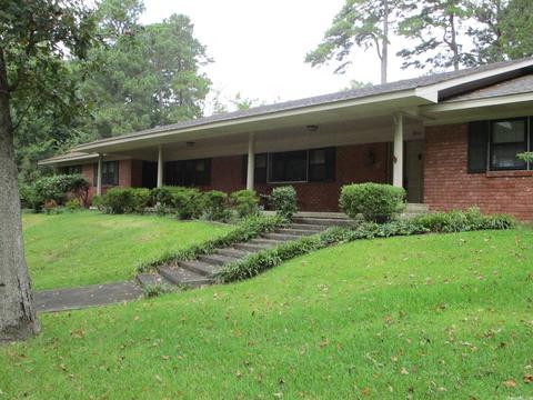 1800 Cedarhurst Dr, Benton, AR 72015 photo 1