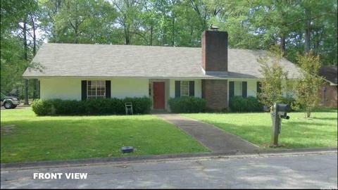 900 Deer Run N Dr, Pine Bluff, AR 71603 photo 1