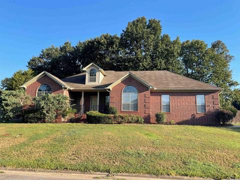 1695 Highpoint Dr, Conway, AR 72034 photo 1