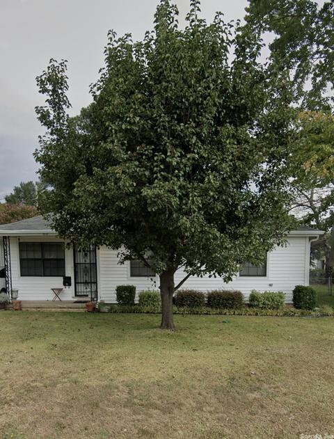 812 E Sevier St, Benton, AR 72015 photo 1