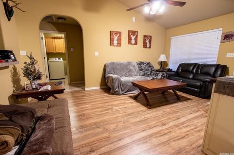16 Bartlett Ln, Ward, AR 72176 photo 5