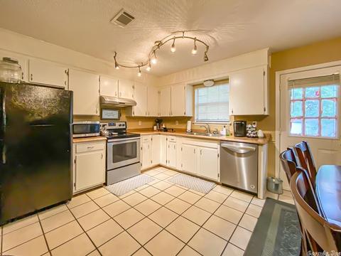 240 S Mitchell, Conway, AR 72034 photo 9