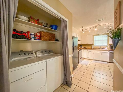 240 S Mitchell, Conway, AR 72034 photo 12