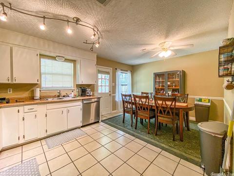 240 S Mitchell, Conway, AR 72034 photo 8