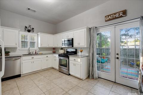 1003 Jackman St, Benton, AR 72015 photo 11