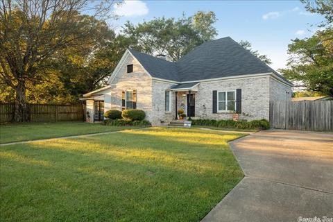 1003 Jackman St, Benton, AR 72015 photo 1