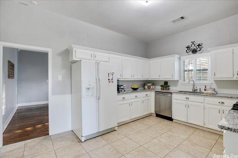 1003 Jackman St, Benton, AR 72015 photo 16