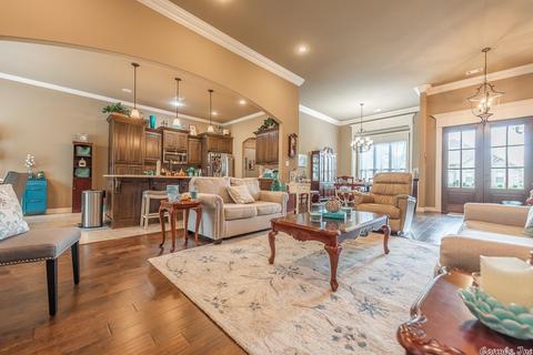 2150 Avondale Dr, Benton, AR 72019 photo 7
