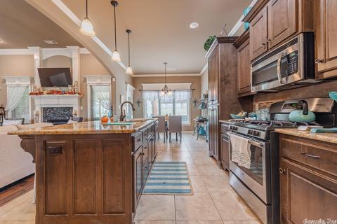 2150 Avondale Dr, Benton, AR 72019 photo 10
