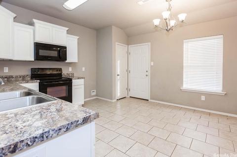 1145 Meadows Edge Dr, Alexander, AR 72002 photo 4