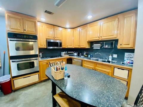 656 Pitard Loop, Mountain View, AR 72560 photo 6