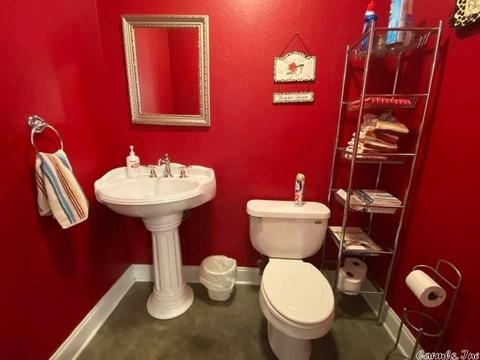 656 Pitard Loop, Mountain View, AR 72560 photo 13